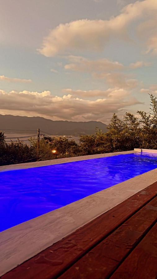 Nova Villa- Vista Frontal Para O Mar- Villa Amore อิลญาเบลา ภายนอก รูปภาพ